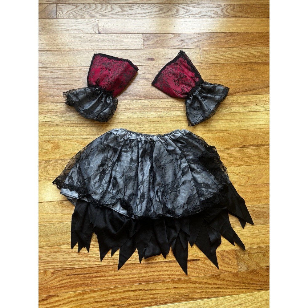 Ladies Pirate Overskirt Costume OS Gothic Lace Skull Cuffs Halloween - Picture 2 of 10